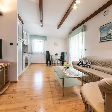 Maurizio Apartman