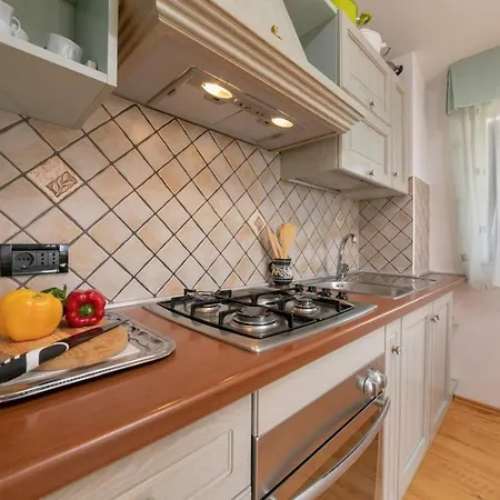 Apartment Maurizio *