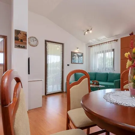 Apartment Maurizio *